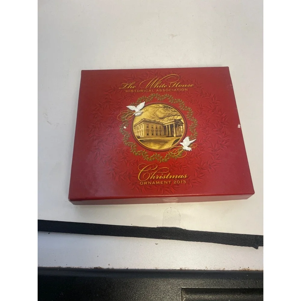 The White House Historical Association Ornament Collection Christmas 2013 NIOB